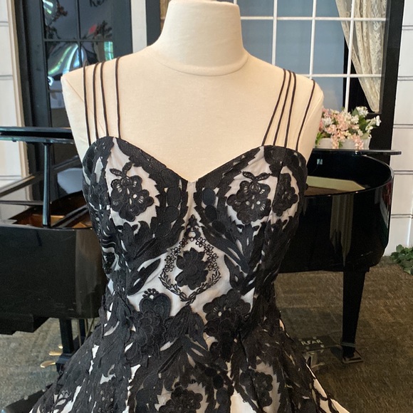 Mikael Aghal maxi party dress. Cream and black - Picture 2 of 5